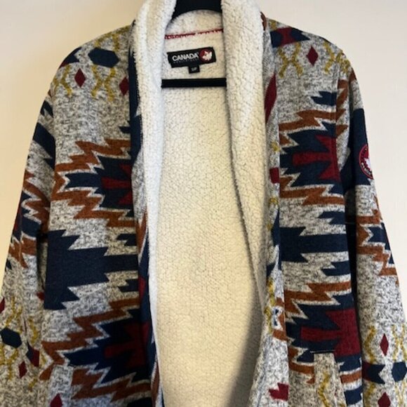 Canada Weather Gear Fleece Cardigan/Jacket Aztec size small - Picture 4 of 5